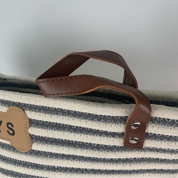 Park Life Designs Pet Toy Storage | Sienna - Picture 5 of 9